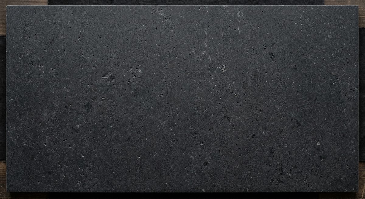 Basaltina Lava Stone in Charcoal